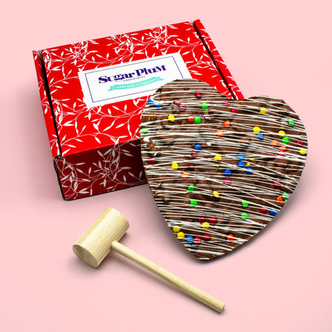 Chocolate Heart Smash with Mallet – Handcrafted Milk Chocolate Heart with Pretzels, Cookies & Candied Gems – Unique Dessert Experience & Perfect Gift